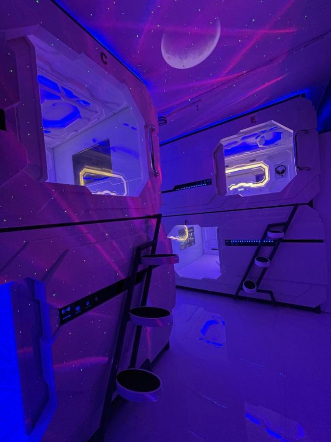 Bmax Spacepods Sleep In Space - 4mins From Mactan Airport *